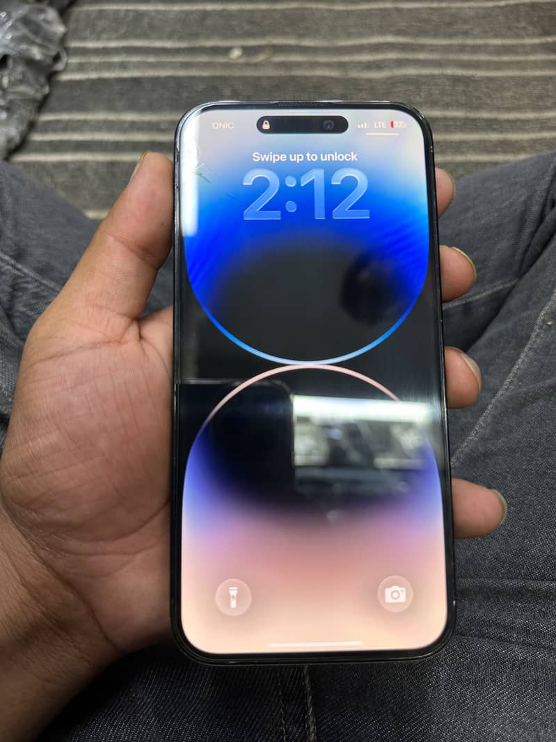 Apple iPhone 14 Pro Max 1