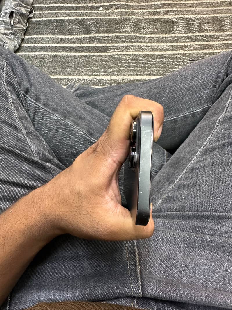 Apple iPhone 14 Pro Max 3
