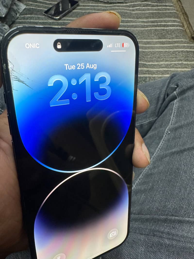 Apple iPhone 14 Pro Max 4