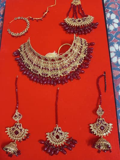 Bridal jewellery both in 15k