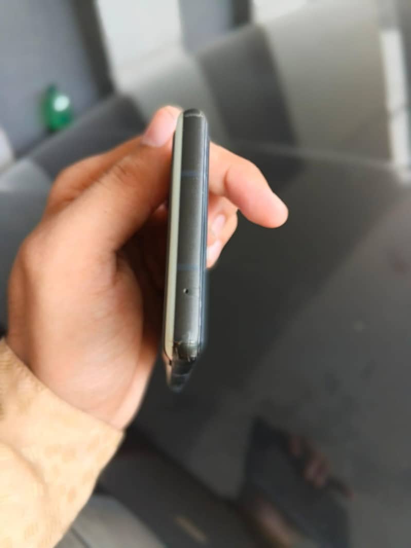 Google Pixel 6a 1