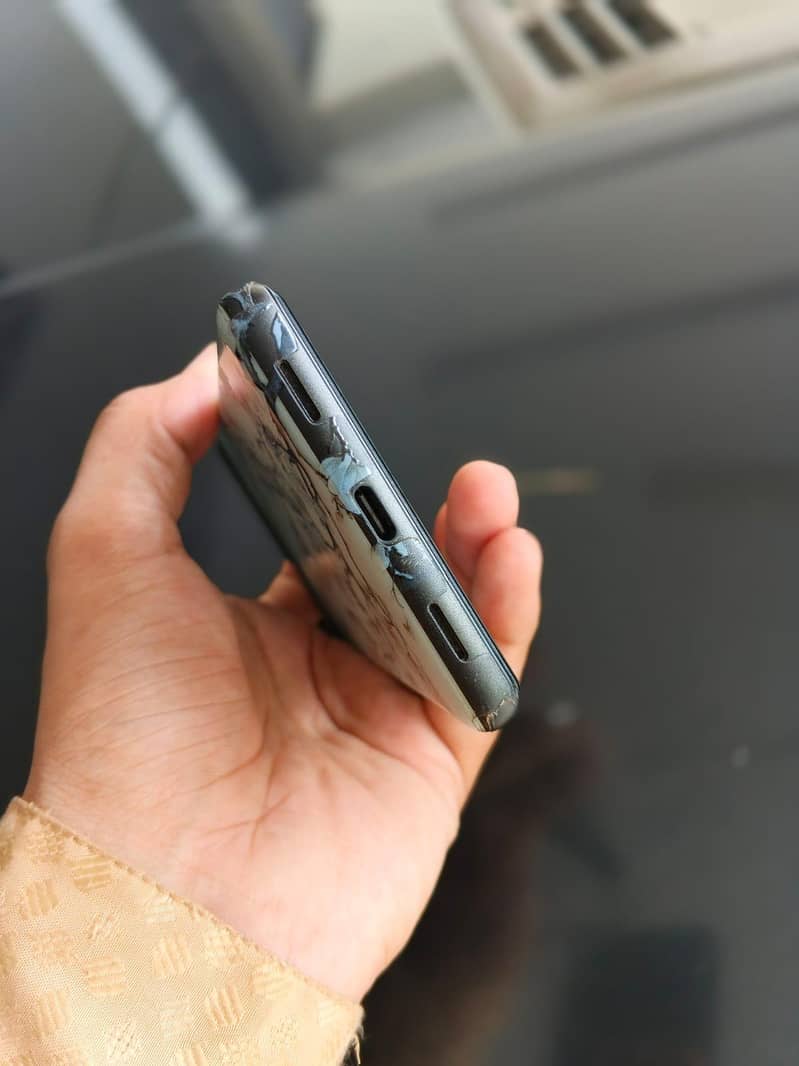 Google Pixel 6a 4