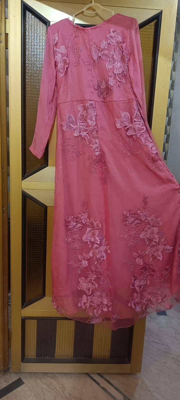 Pink Tail Maxi 1