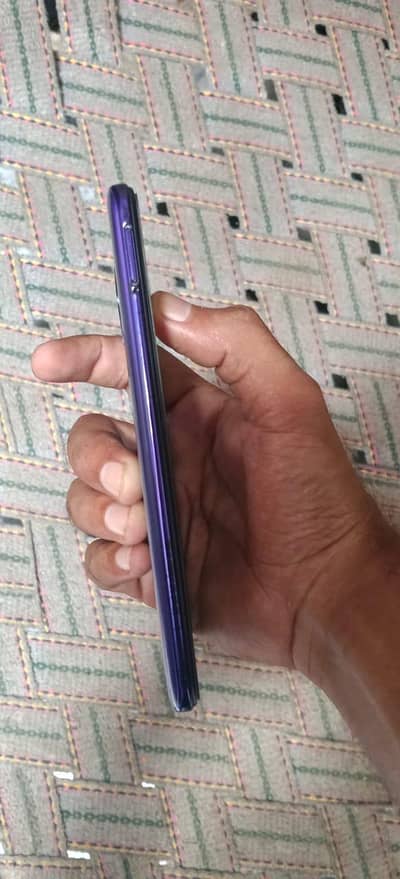 vivo y51 4gb 128gb