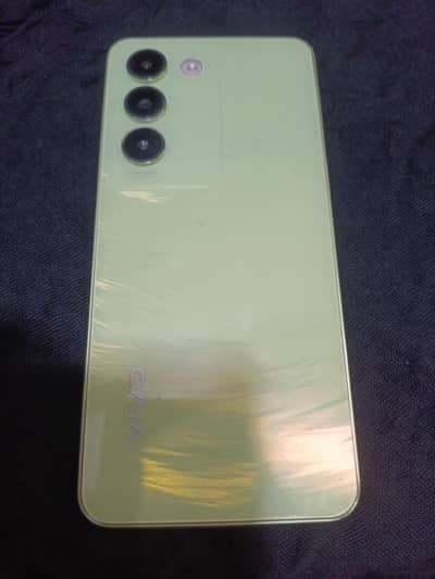 Vivo Y100