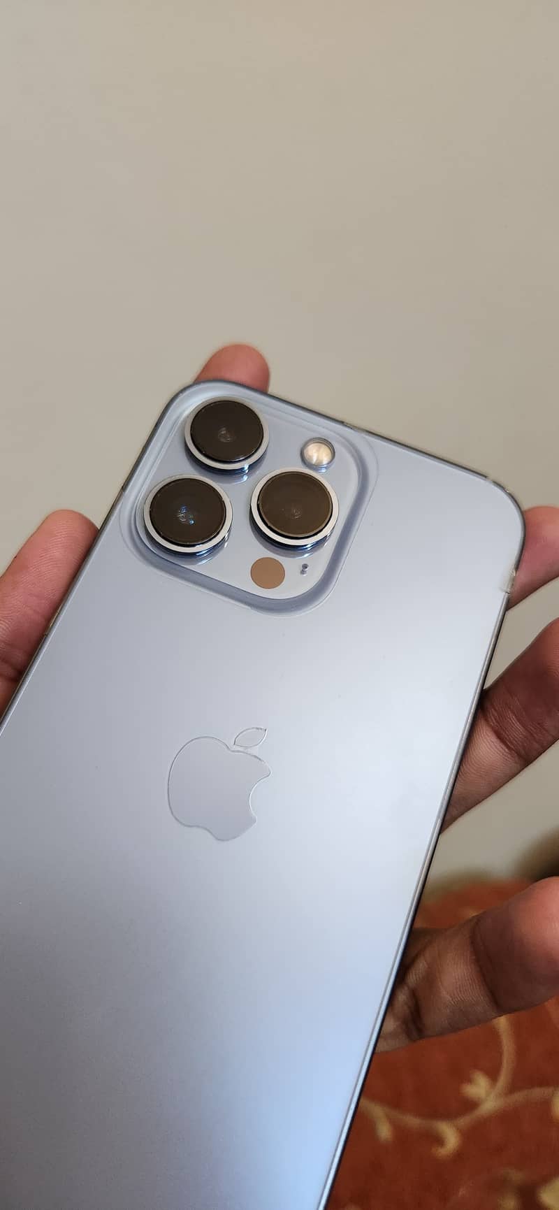 Apple iPhone 13 Pro 1