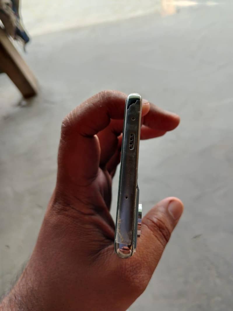 Tecno CAMON 40 Pro 2