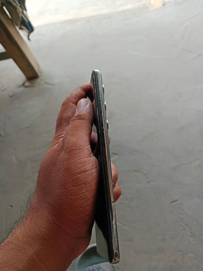 Tecno CAMON 40 Pro 4