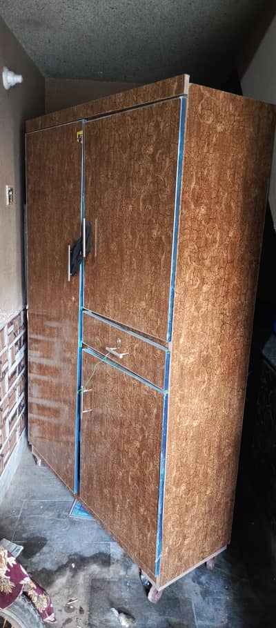 Almari like a new condition heavy weight double door