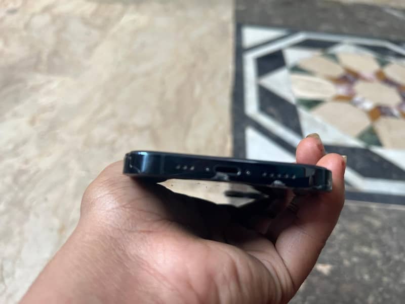 Apple iPhone 12 Pro 1