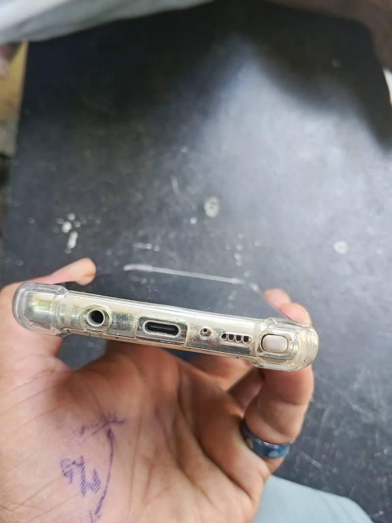 Samsung Mobile Note 8 1