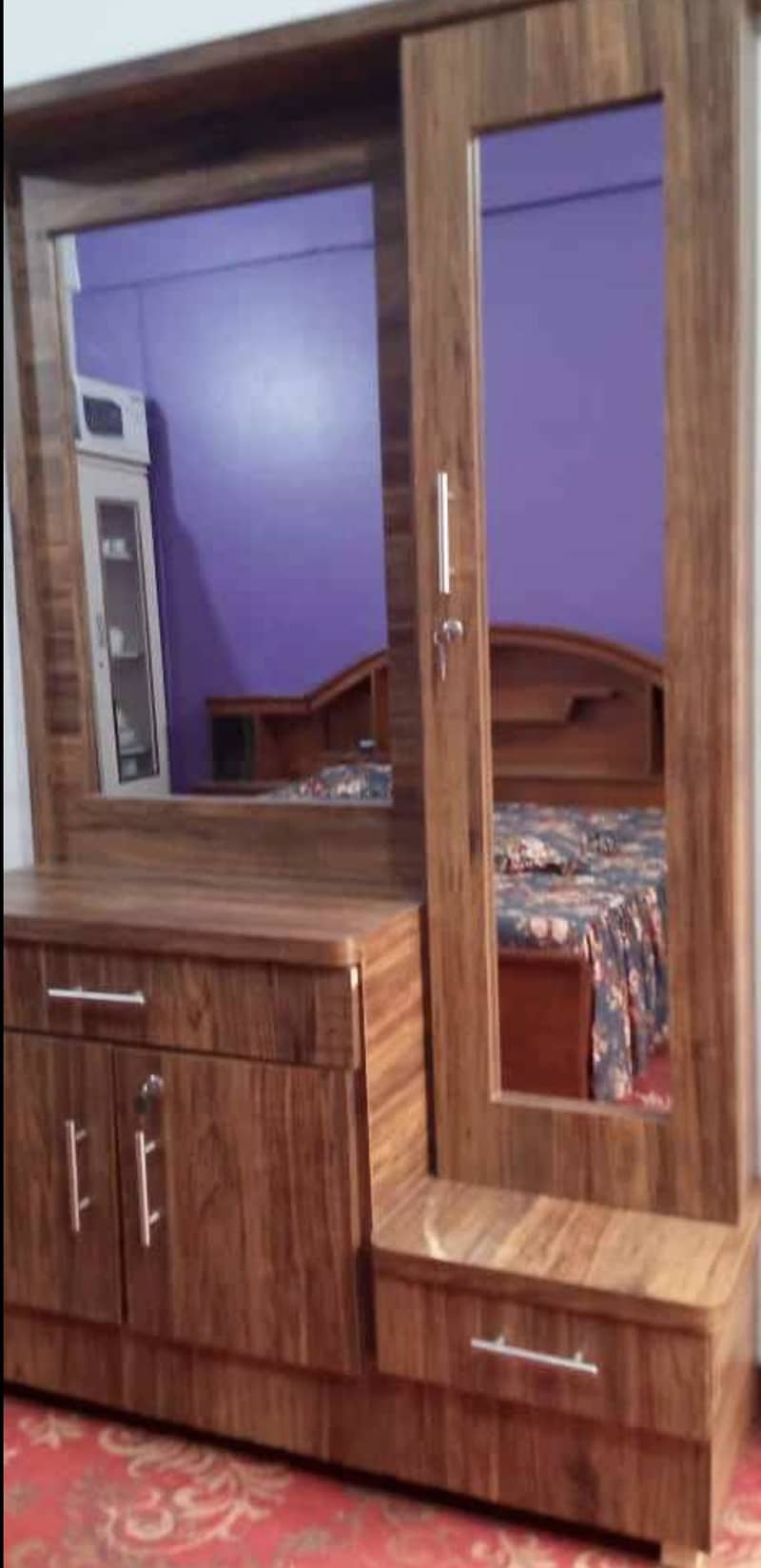 Dressing table 3