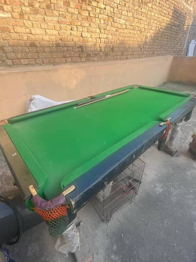 snooker table