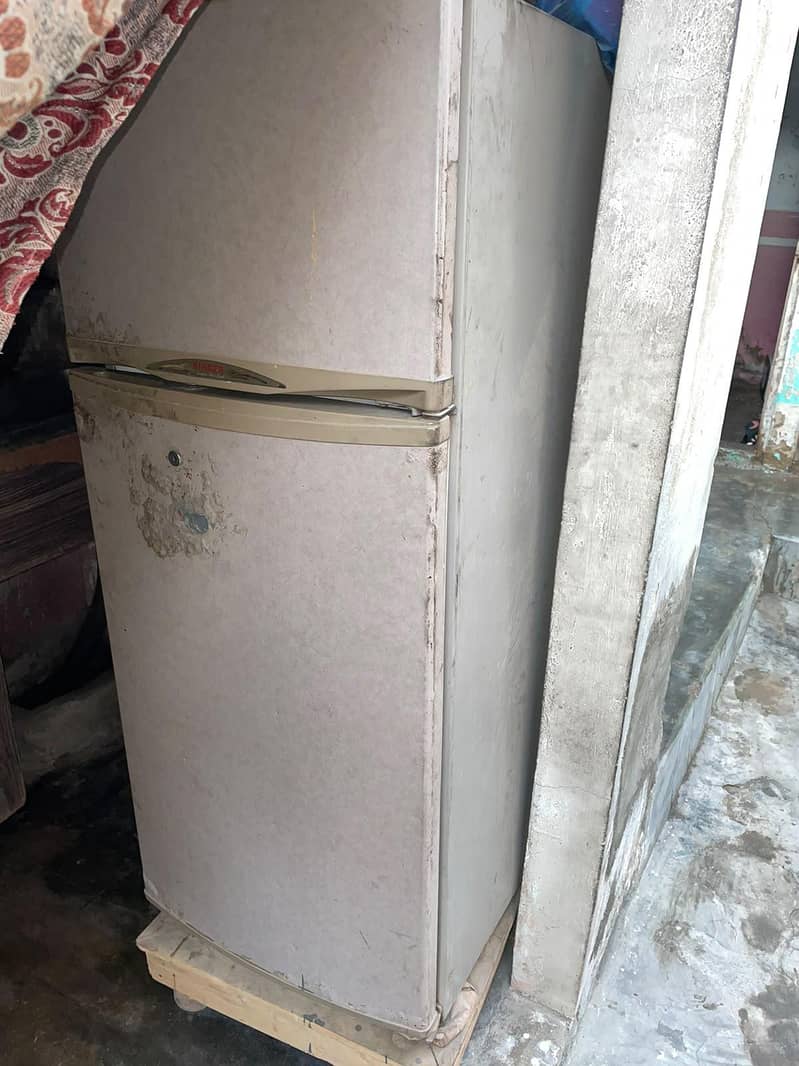 fridge small size 4