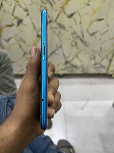 OPPO A12