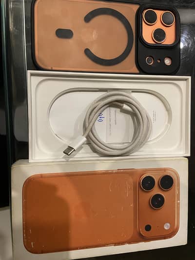 Apple iPhone 17 Pro (factory unlock)