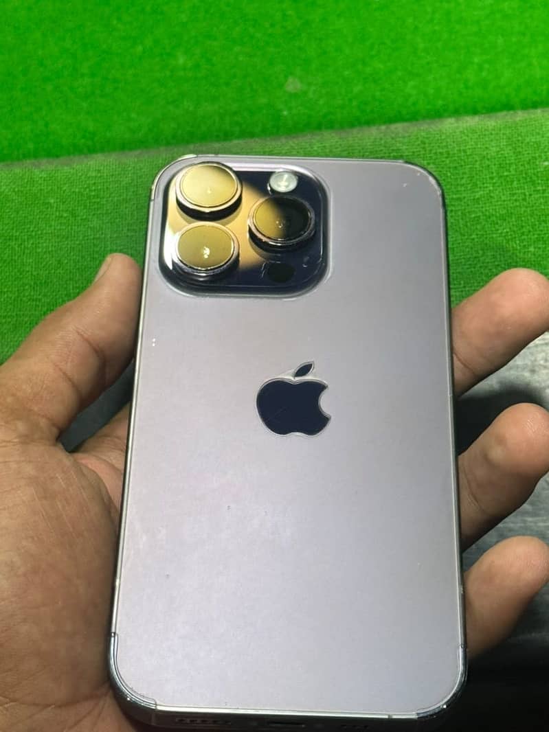 Apple iPhone 14 Pro 3