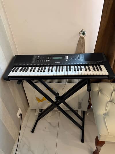 Electric Piano Yamaha PSR-E373