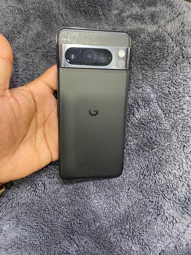 Google Pixel 8 Pro 2