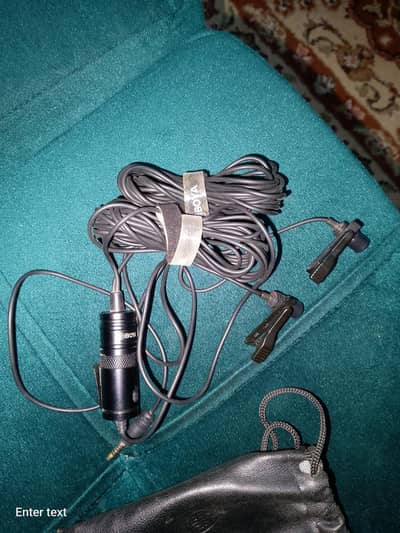 Boya microphone. 2 mic with wire .