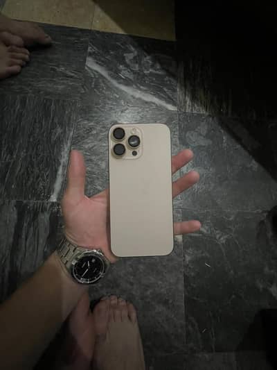 Apple iPhone 16 Pro Max