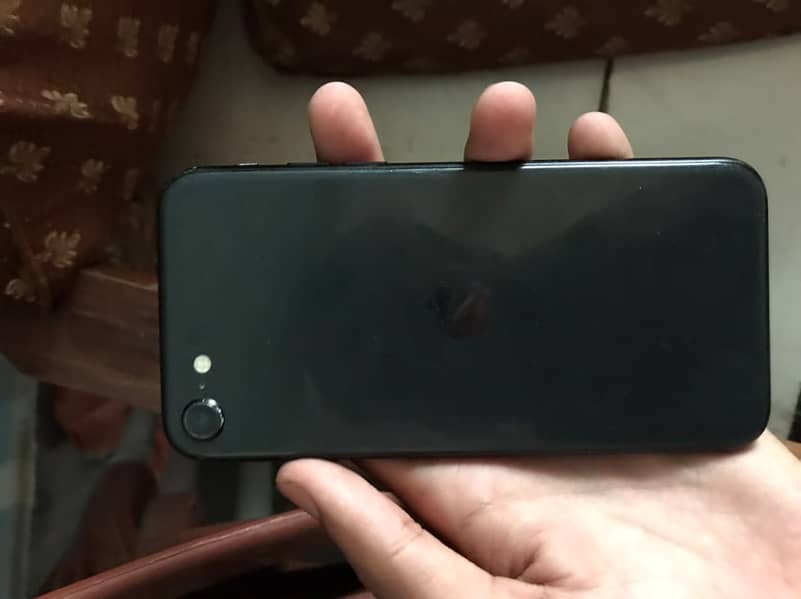Apple iPhone SE 0