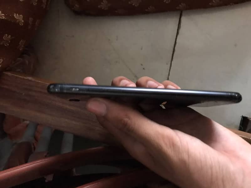 Apple iPhone SE 2