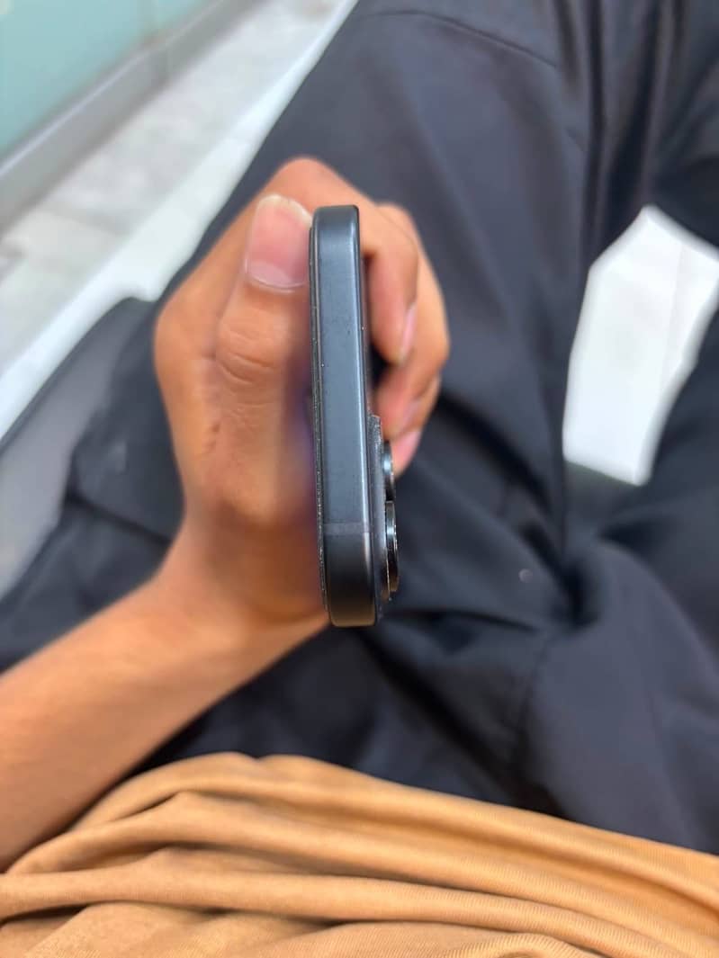 Apple iPhone 15 1