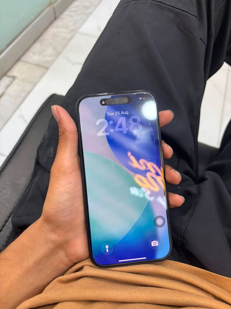 Apple iPhone 15 3