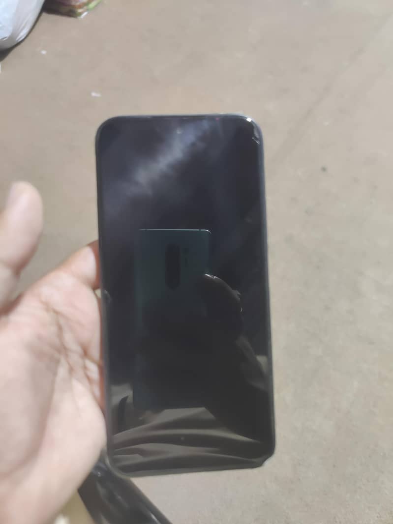 OPPO A6 0