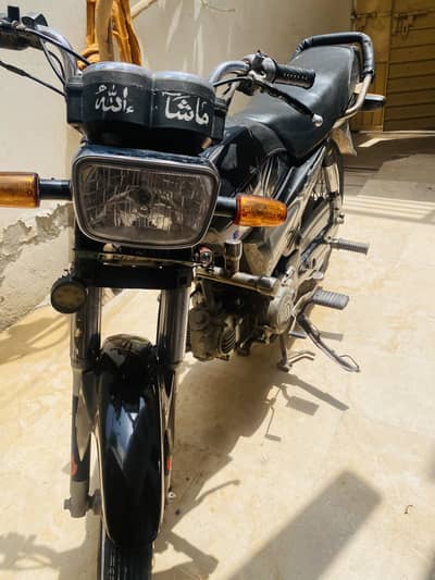 Yamaha Junoon 4 stroke 100 cc