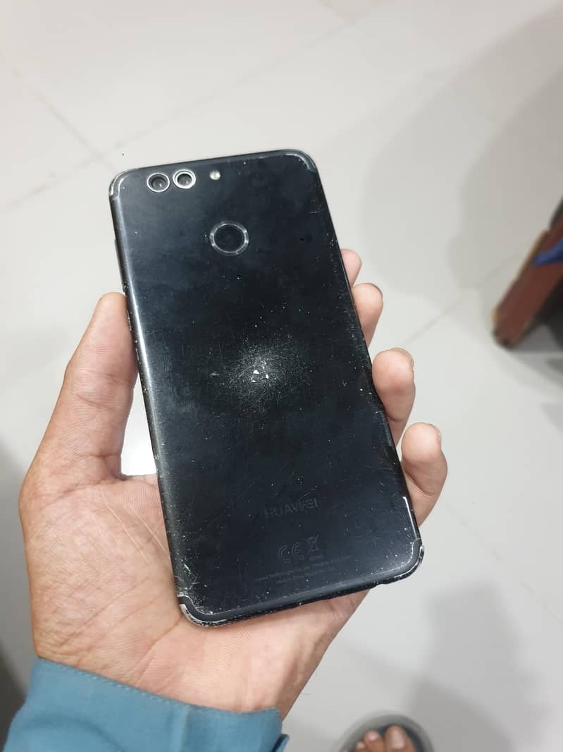 Huawei Nova 2 Plus 3