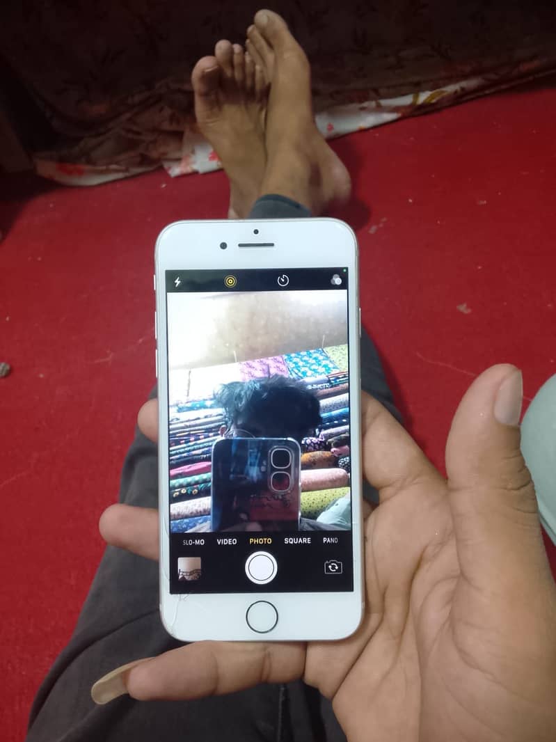 Apple iPhone 8 5