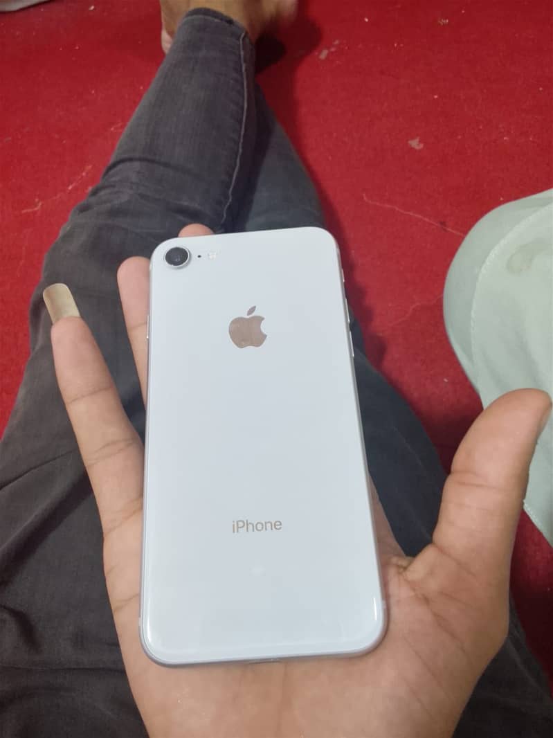 Apple iPhone 8 8