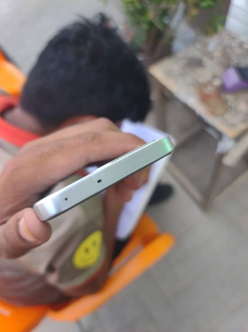 OPPO A6s 5