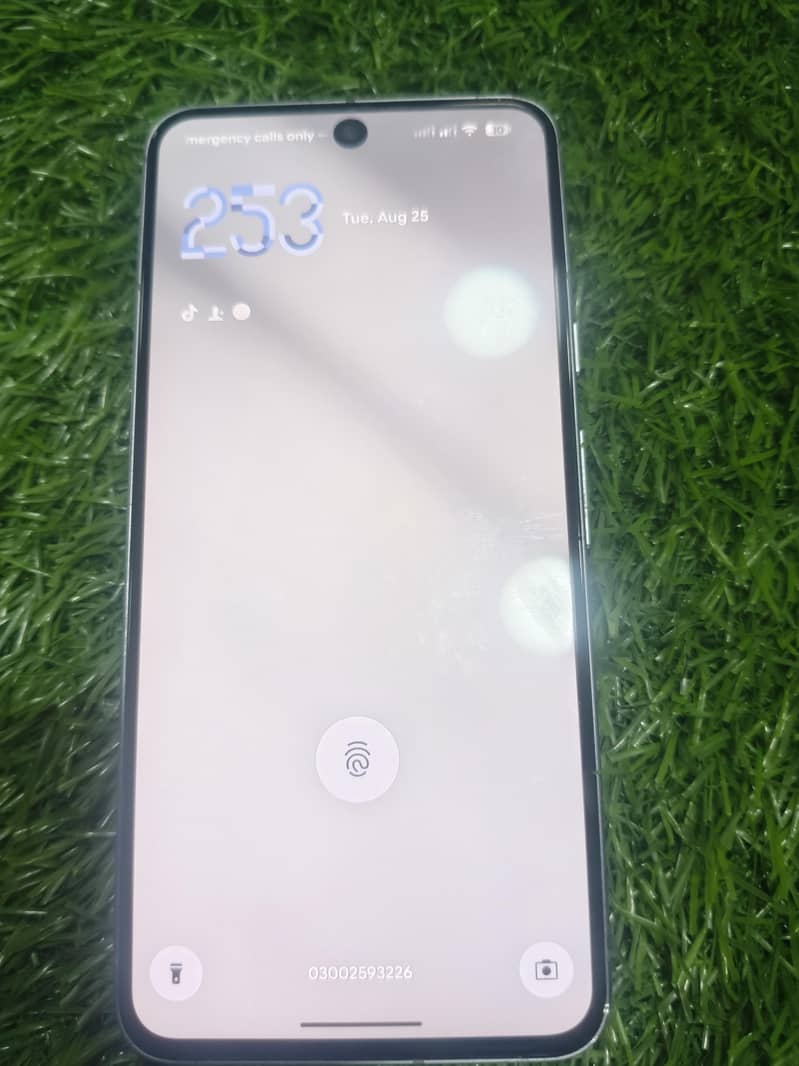 Google Pixel 8 1