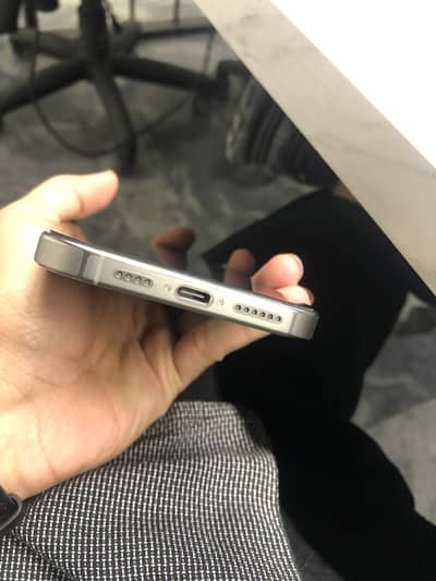 Apple iPhone 16 Pro Max PTA Approved 512 GB Natiral Titanium