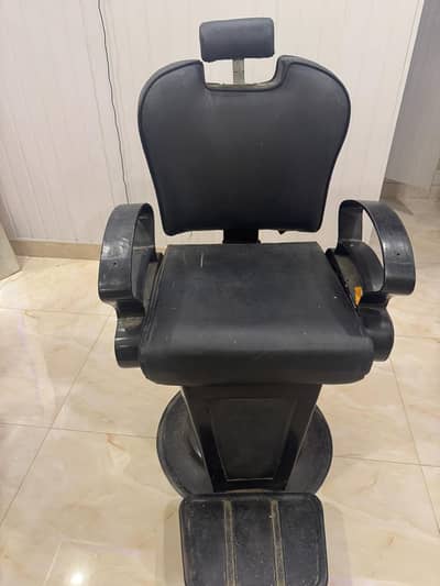 Salon Chairs