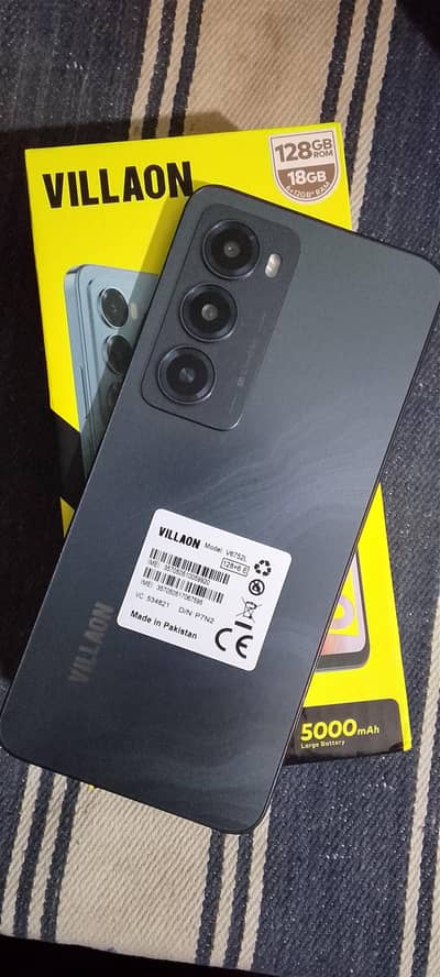 Villaon hyper 100 6+12/128 with box & charger