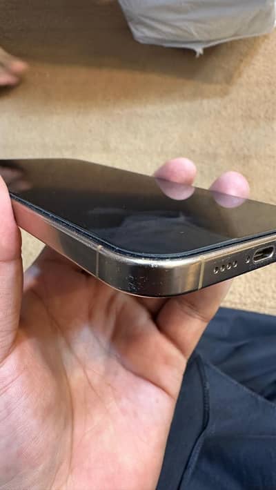 Apple iPhone 16 Pro Max