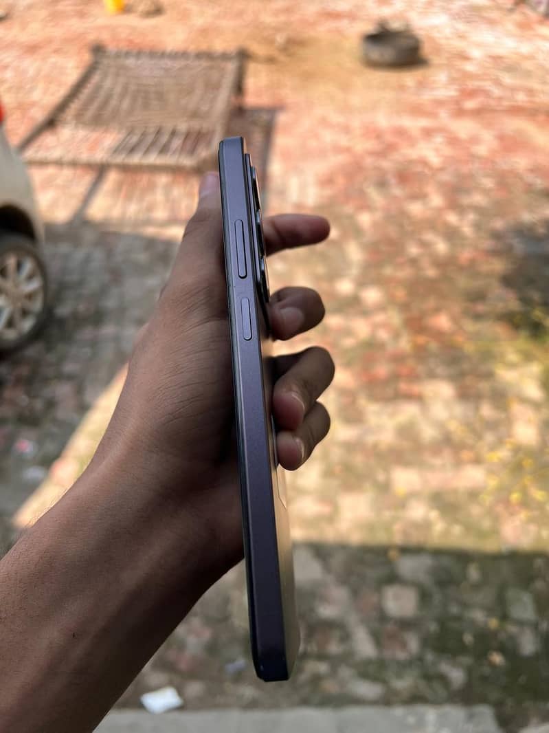Realme C75 3