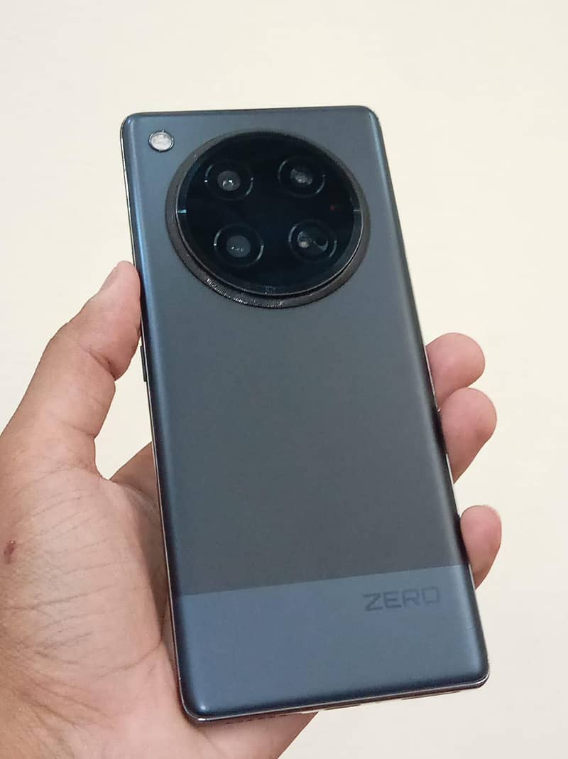 Infinix Zero 40 0