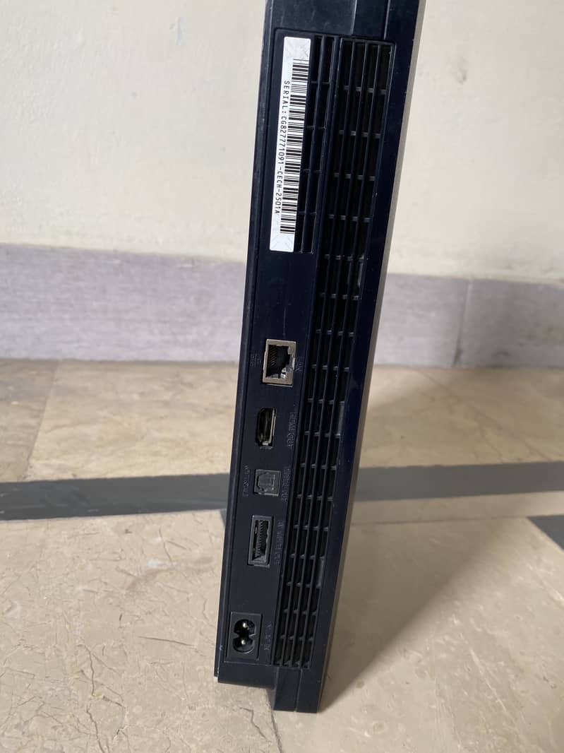 PS 3 slim 1