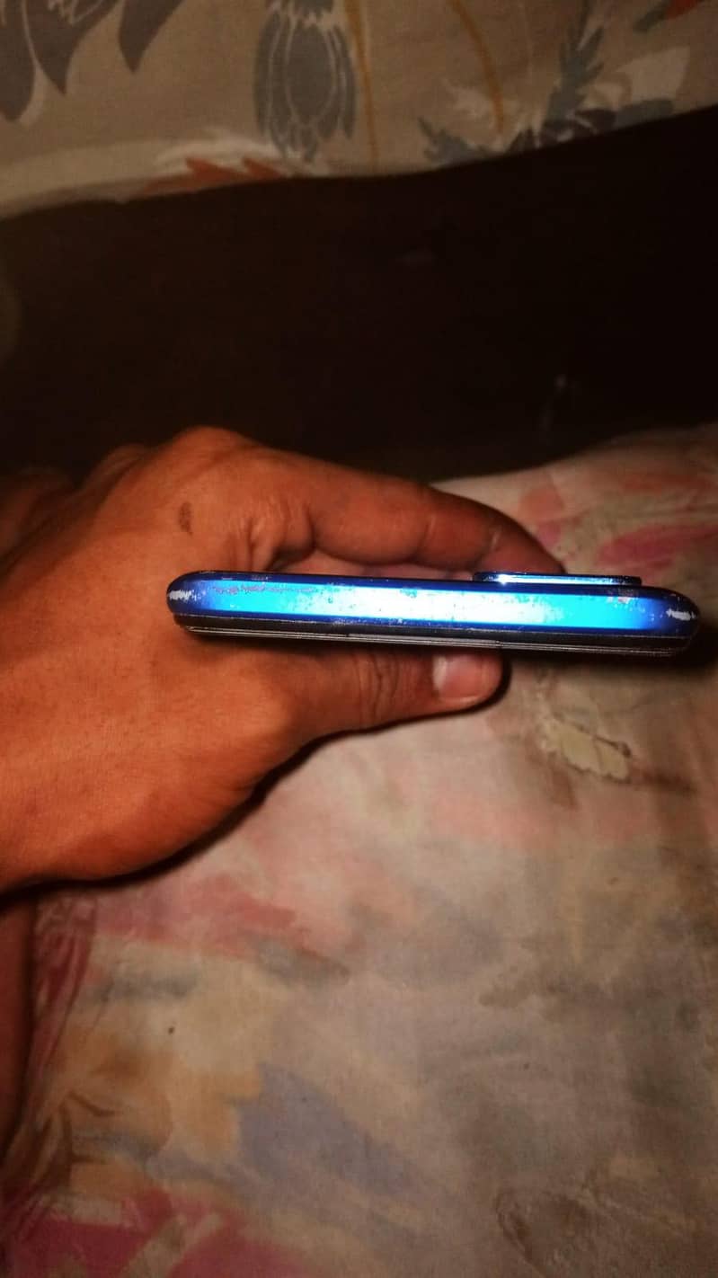 OPPO A54 5