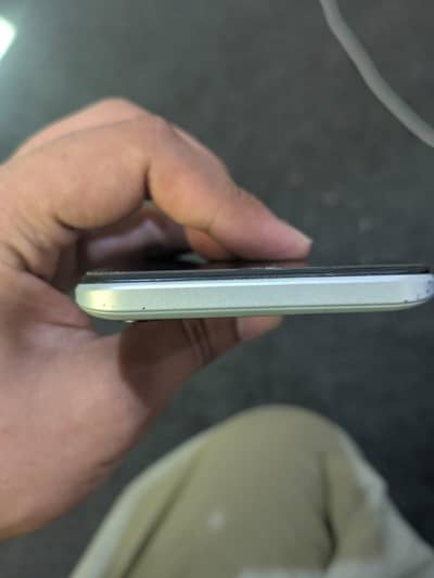Tecno Spark 8c