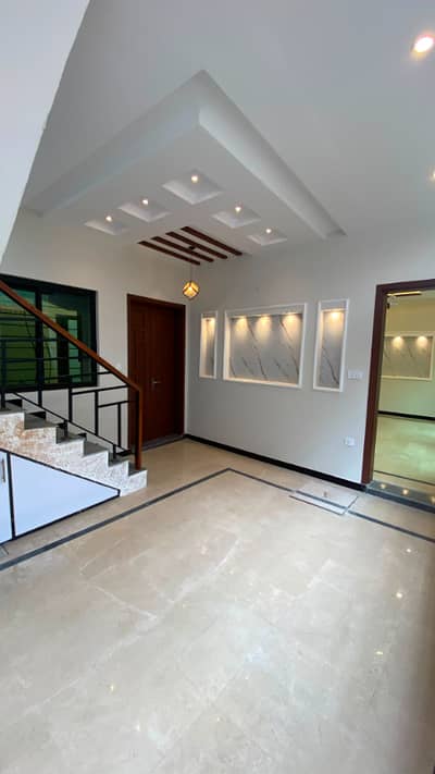 6 Marla Brand New House For Rent