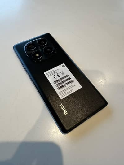 Redmi Note 14 Pro 8/256 less than 3 months used