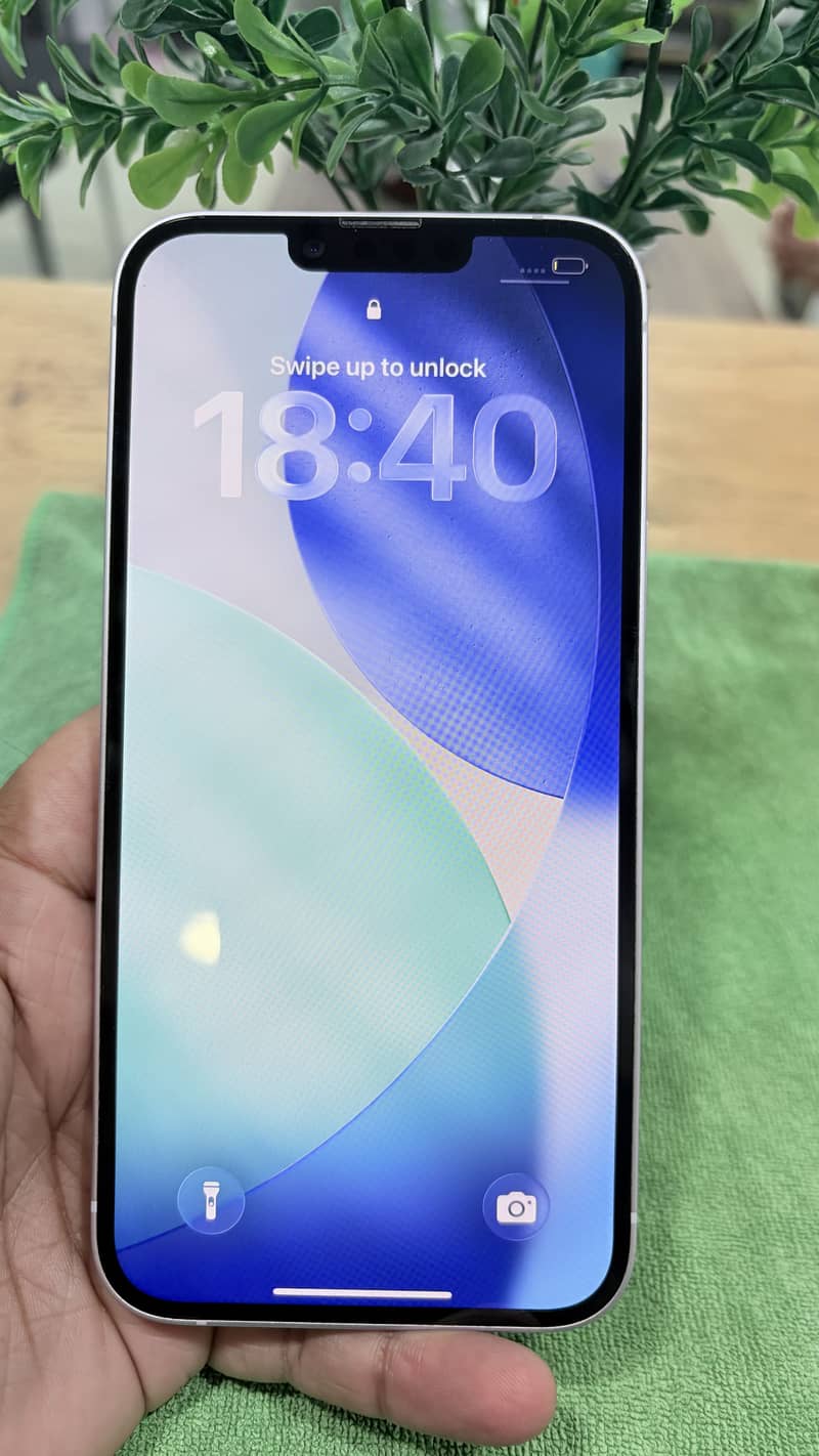 Apple iPhone 14 plus Full Sim Time 6