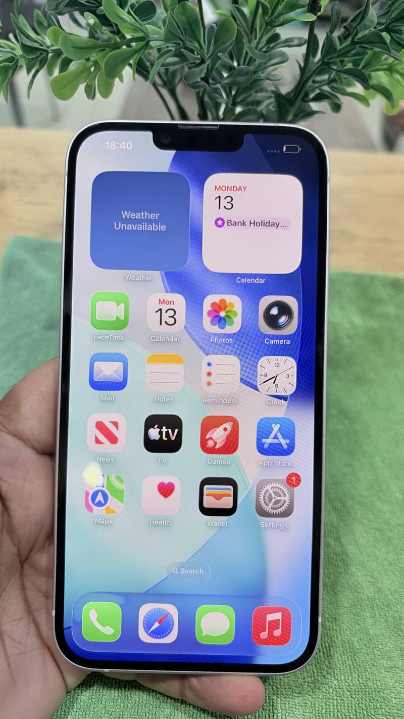 Apple iPhone 14 plus Full Sim Time 7
