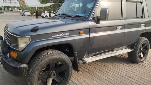 Toyota Land Cruiser 1990